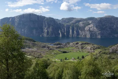 Premières vue sur le Lysefjord Lysefjord depuis le départ